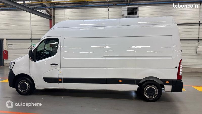 Renault Master Véhicule utilitaire ou Société F3500 L3H3 2.3 Blue dCi 135ch Confort Euro6E (image 8)