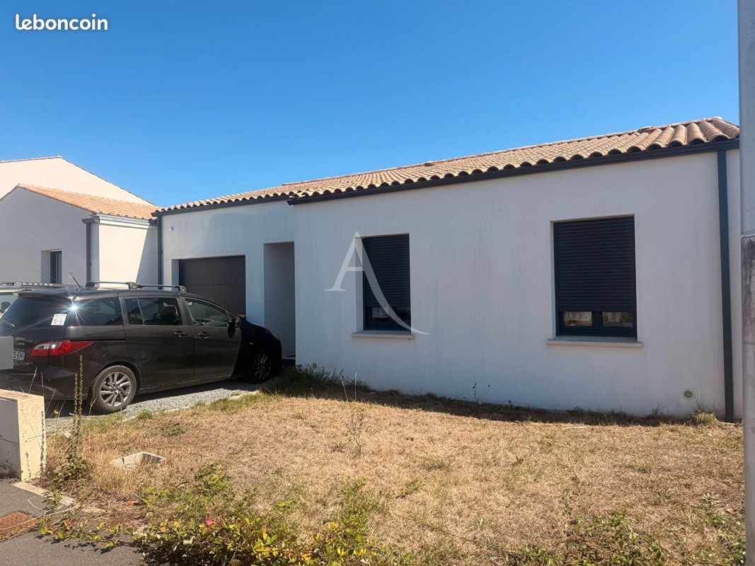 Maison 4 pièces 106 m² · à Rochefort · 106 m² · 1 300 €/mois