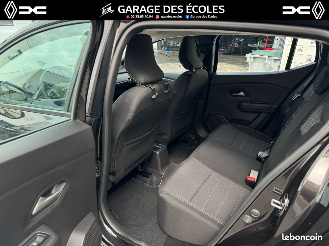 Dacia Sandero III 1.0 SCe 65 Expression - GAR 12M - Caméra / CarPlay / Roue de secours - Suivi Complet (image 4)