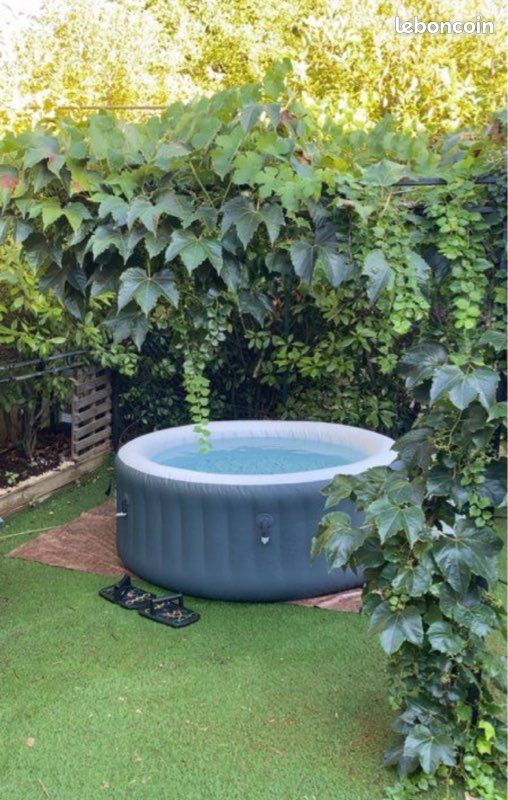 Jacuzzi (image 3)