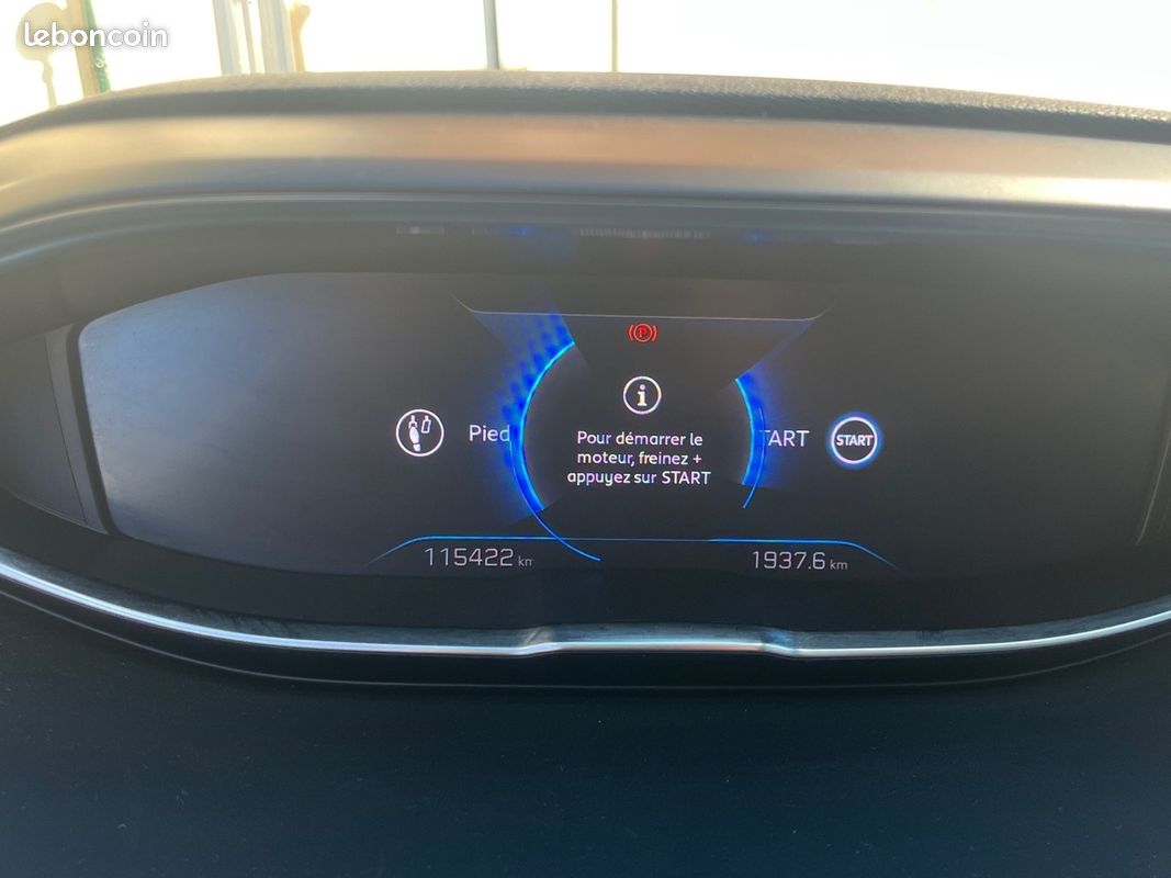 PEUGEOT 3008 Puretech 130ch SS EAT8 Allure (image 13)