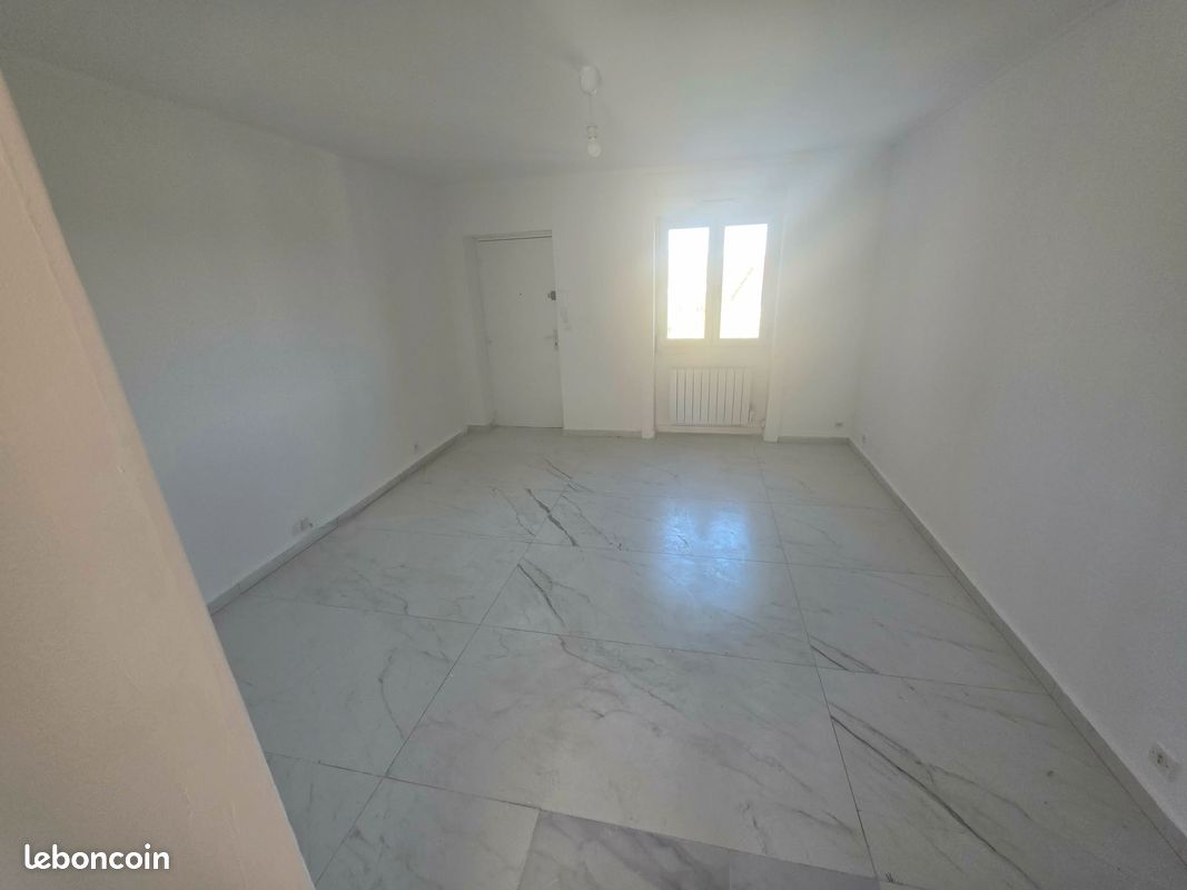 Appartement 3 pièces 66 m² · à Saint-Étienne · 66 m² · 600 €/mois