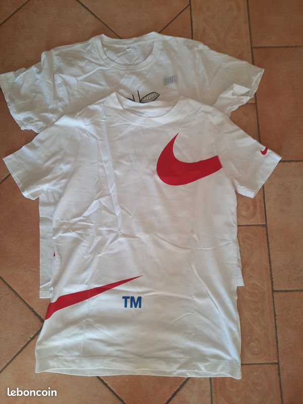 Tee-shirt NIKE et DONT SURF NAKED 13/14 ans Vêtements