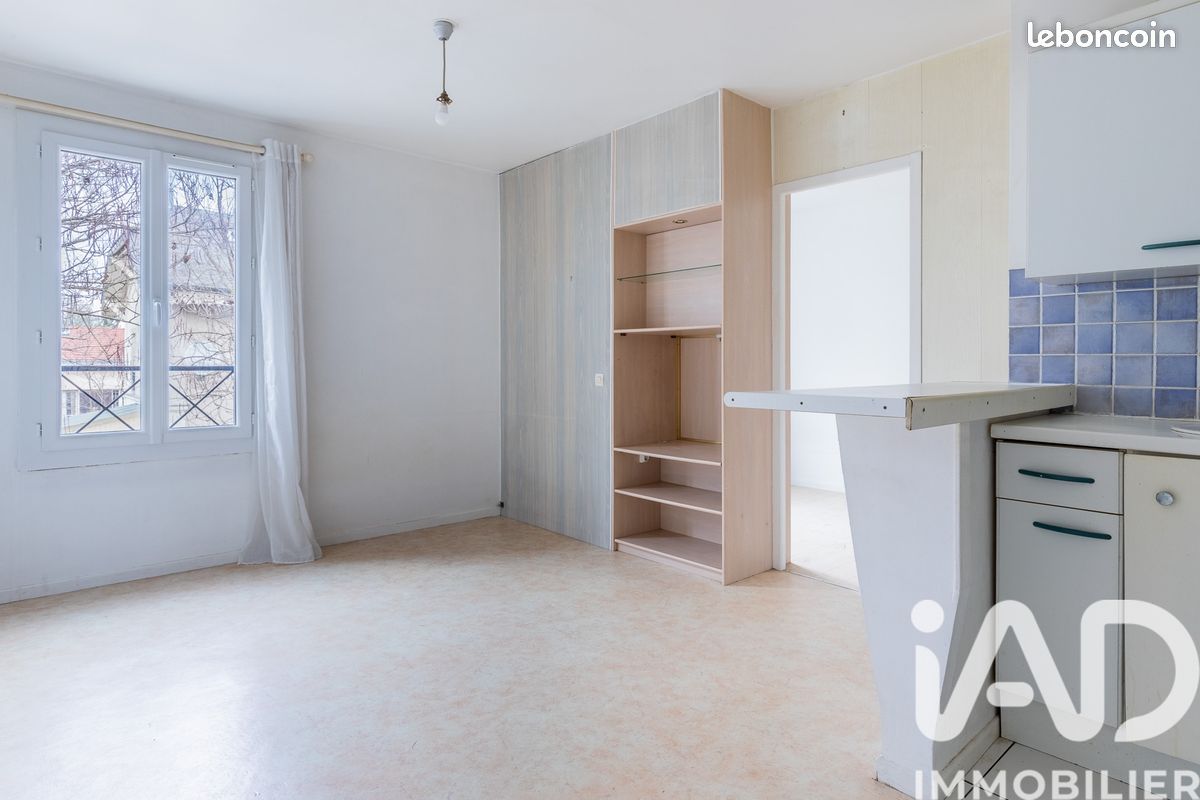 Appartement 1 pièce 28 m² · à Limeil-Brévannes · 28 m² · 118 000 €