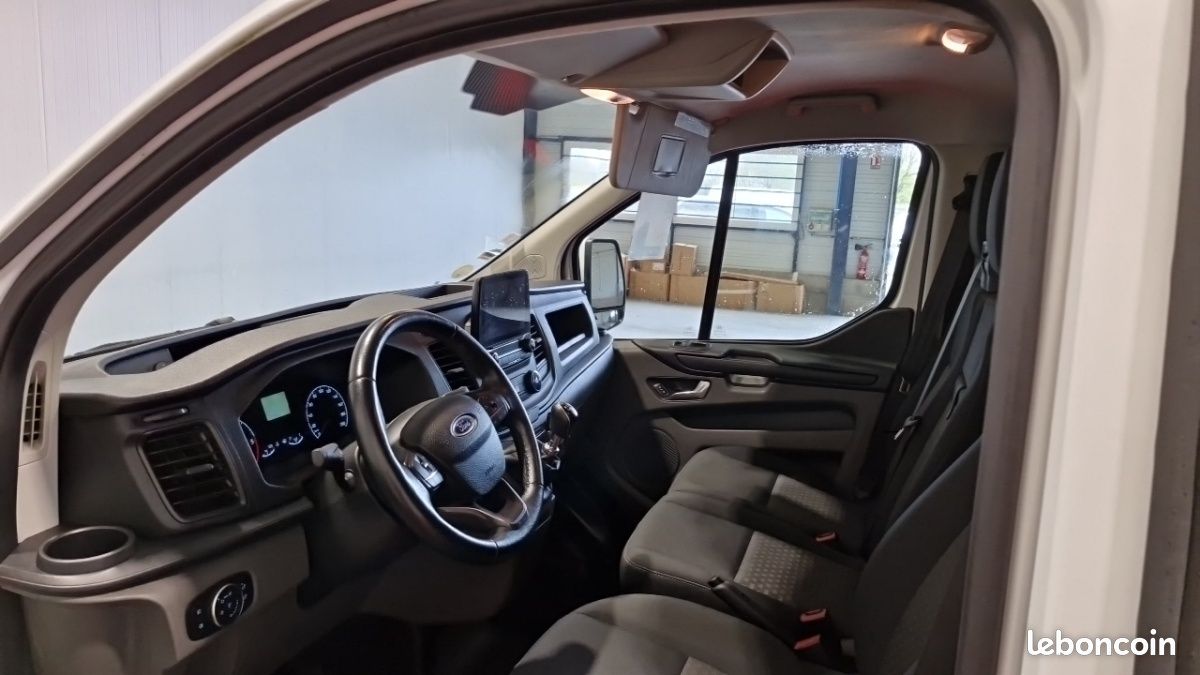 Ford Transit Custom 280 L1H2 2.0 ECOBLUE 105 TREND BUSINE (image 12)