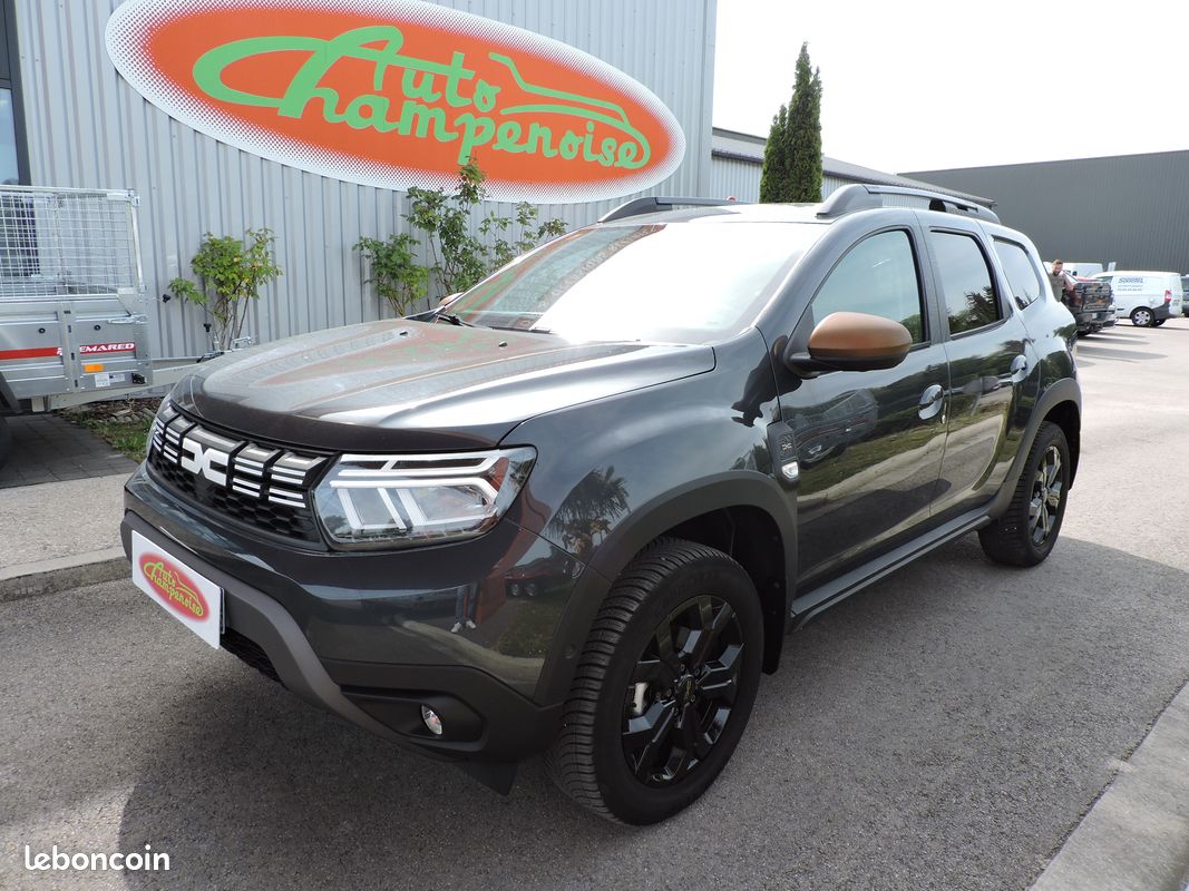 Dacia Duster 1.5 BlueDCI 115cv EXTREME 4X4 / ATTELAGE / CAMERA 360 / PAS DE MALUS (image 1)