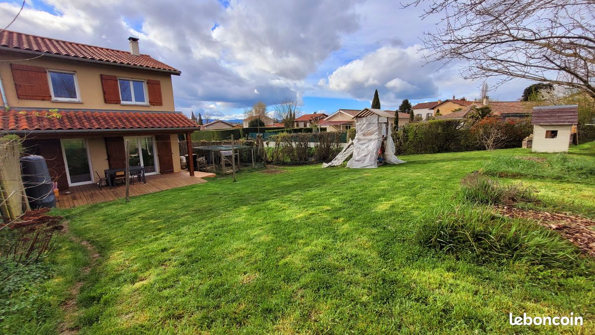 Maison 4 pièces 88 m² · à Misérieux · 88 m² · 285 000 €