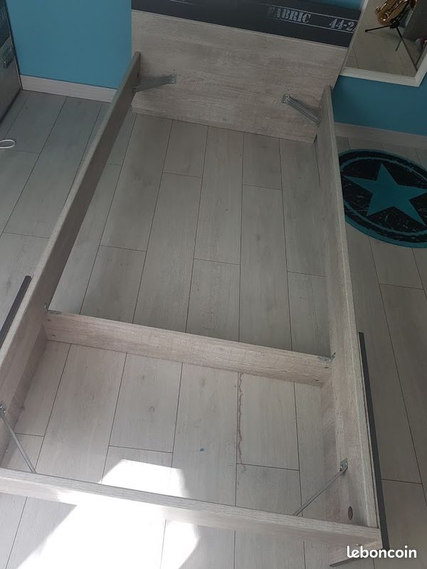 Vend lit adolescent : 3 tiroirs, matelas et sommier (image 3)