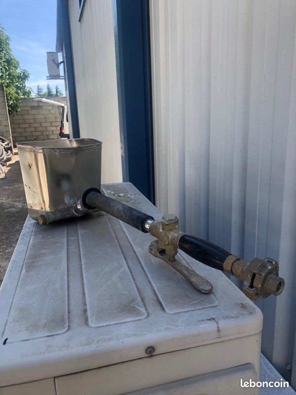 Sablont / Machine à projeter / Lance à crépir pour façade (image 1)