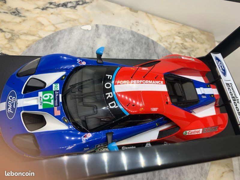 IXO 1:18 Ford GT #67 - 24h Le Mans 2017 - Modello Diecast Limited Edition