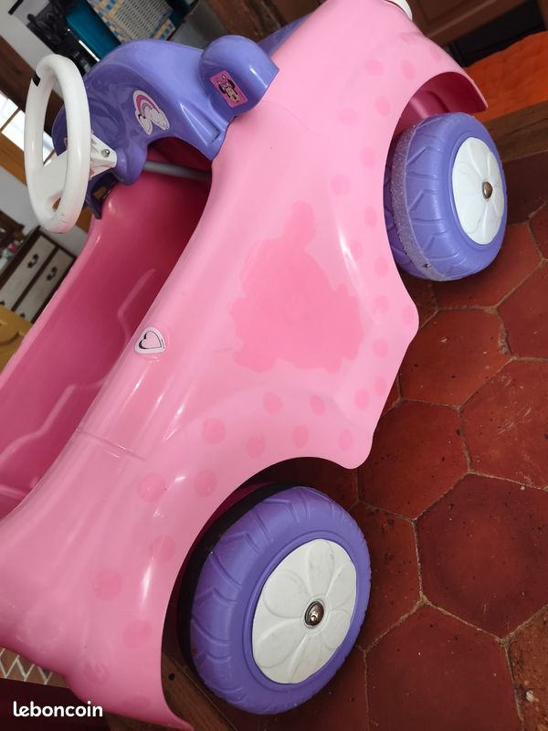 Voitur Minnie Rose (image 1)