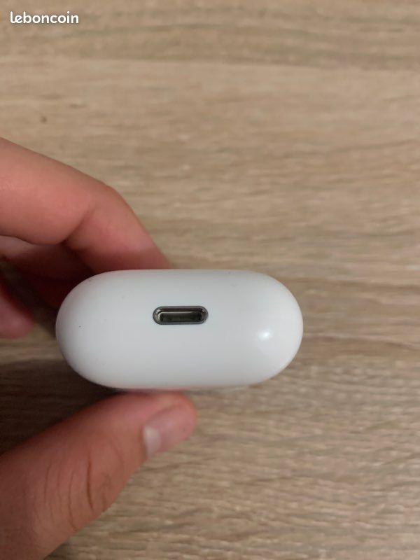 AirPods (2e génération) (image 5)