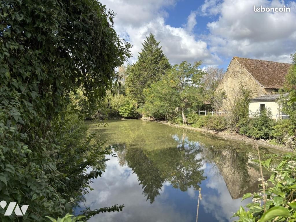 Terrain 2853 m² · à Beaumont-sur-Sarthe · 2 853 m² · 37 640 €