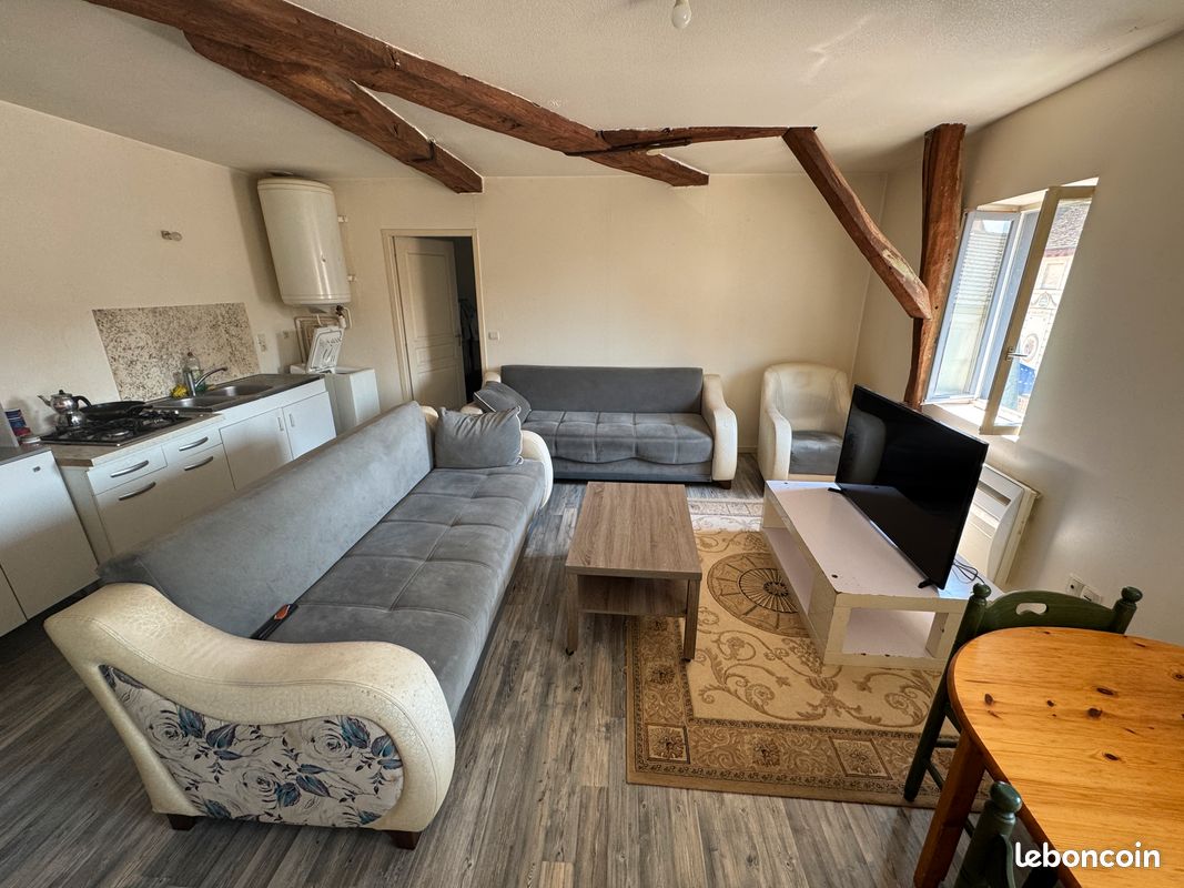 Appartement 2 pièces 42 m² · à Saint-Jean-de-Losne · 42 m² · 470 €/mois