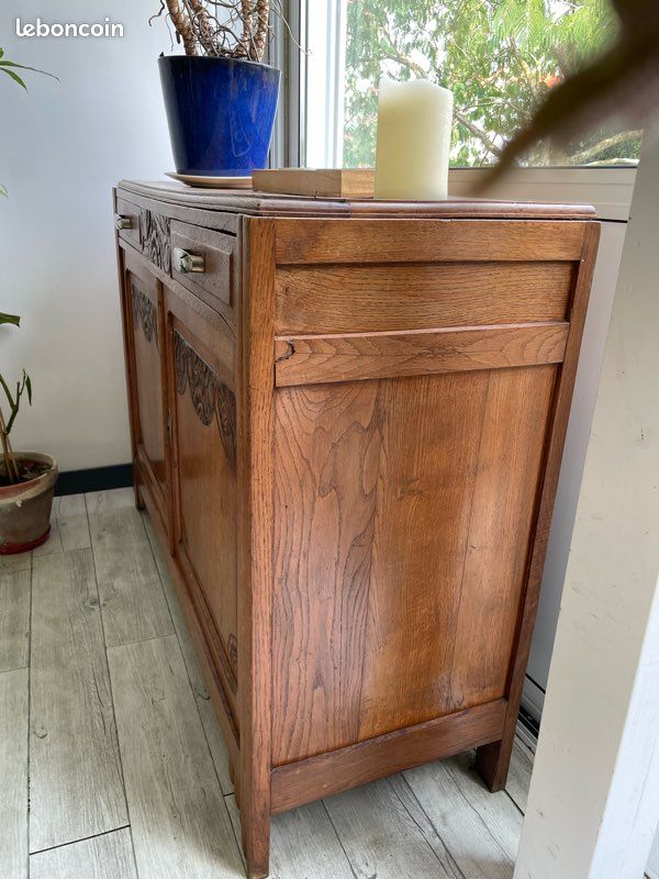 Petit buffet ancien en chêne sculpté – À restaurer (image 4)