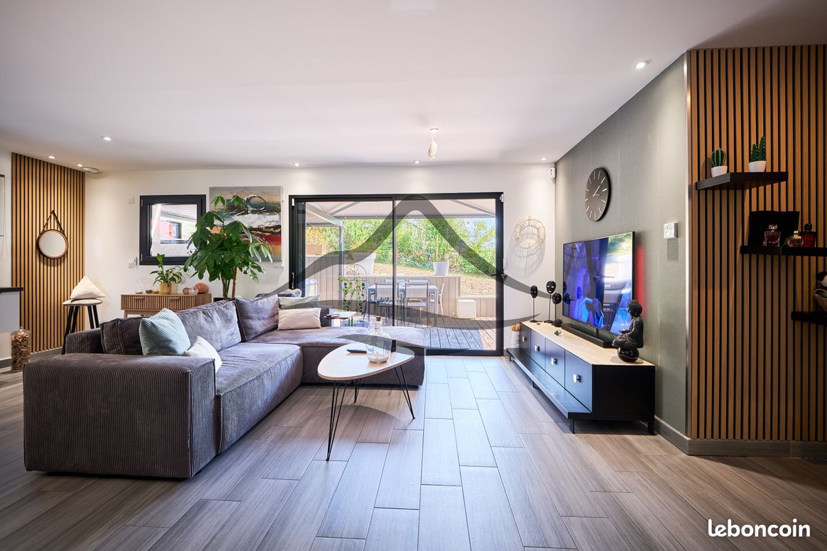 Maison 4 pièces 92 m² · à Drumettaz-Clarafond · 92 m² · 498 500 €
