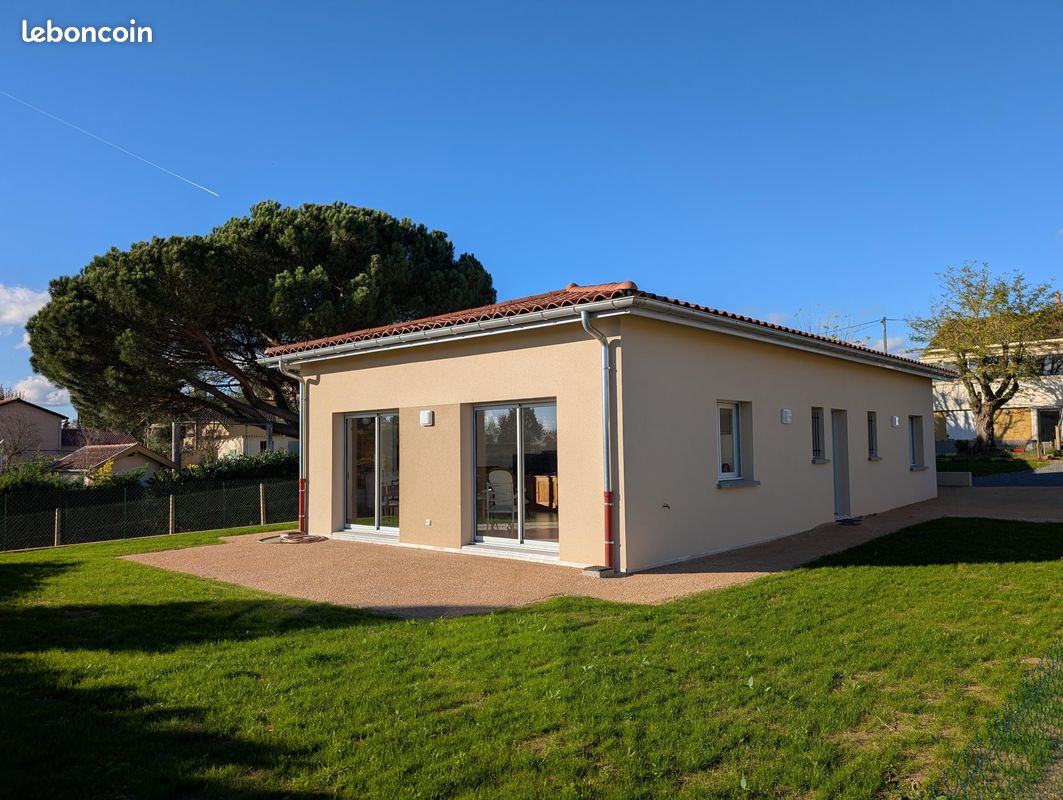 Maison 4 pièces 92 m² · à Montmerle-sur-Saône · 92 m² · 344 900 €