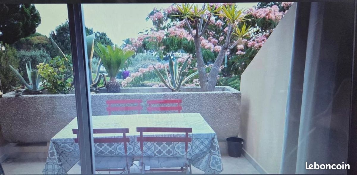 Appartement 1 pièce 30 m² · à Antibes · 30 m² · 780 €