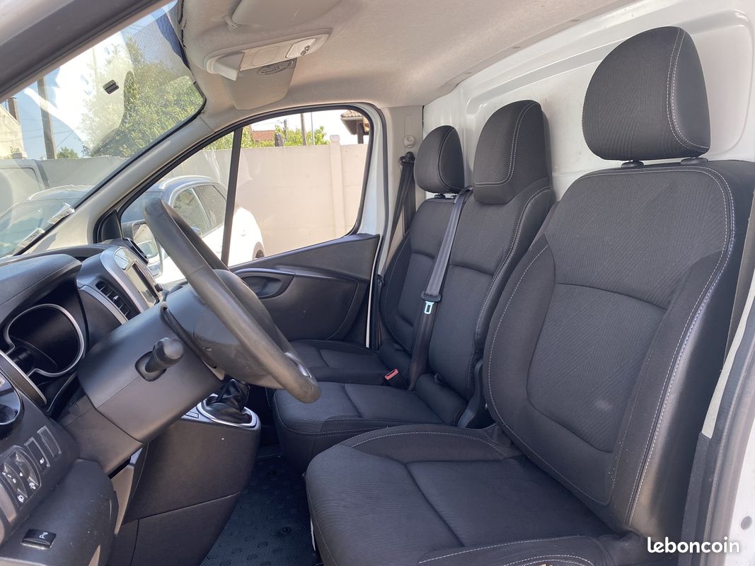 Renault TRAFIC III FG L2H2 1200 2.0 DCI 170CH ENERGY GRAND CONFORT E6 - 15 408 HT (image 10)