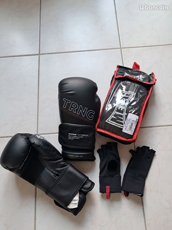 Lot D'équipement De Boxe - Neuf Avec Défauts Mineurs