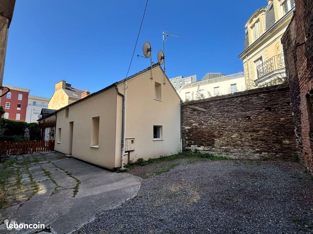 Immeuble RENNES · 251 520 €