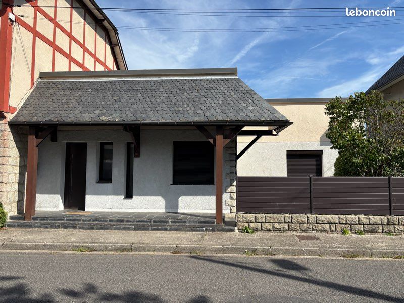 Maison 4 pièces 134 m² · à Riom-Ès-Montagnes · 134 m² · 154 000 €