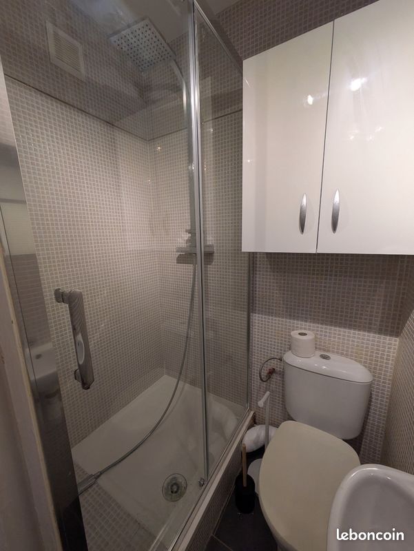 Studio meublé 10 M2 proche RER A (image 3)