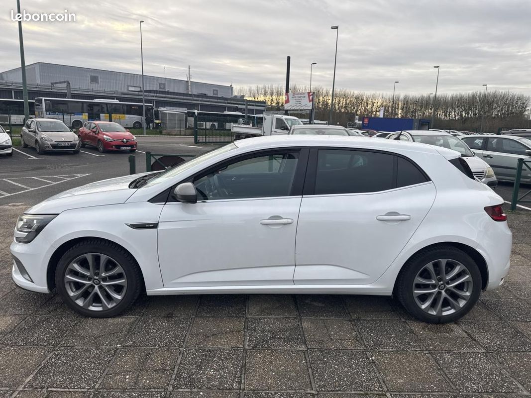 RENAULT MEGANE Mégane 1.2 Energy TCe - 130 IV BERLINE GT Line 17\' (image 4)