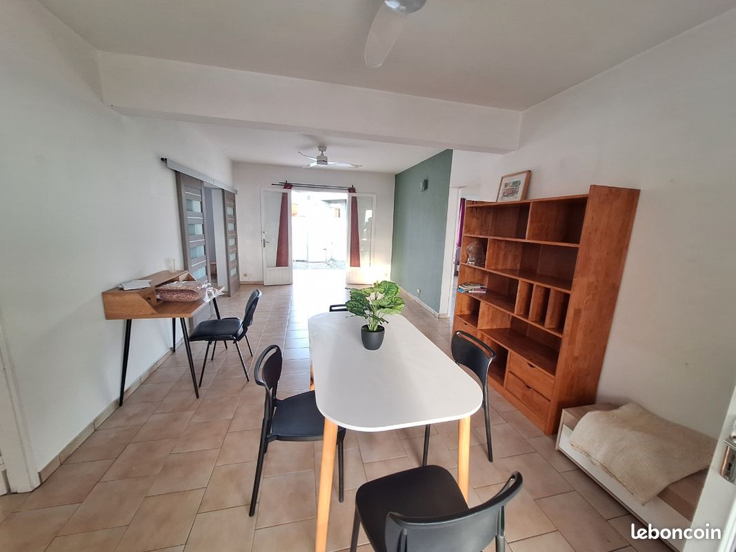 Appartement 4 pièces 82 m² · à Saint-Pierre · 82 m² · 1 450 €