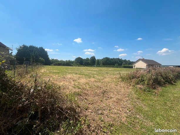 Terrain 2932 m² NERIS LES BAINS