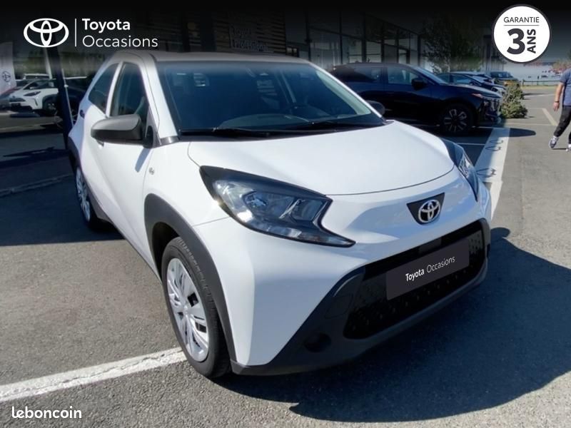 Toyota Aygo X 1.0 VVT-i 72ch Active Business MY23 (image 25)