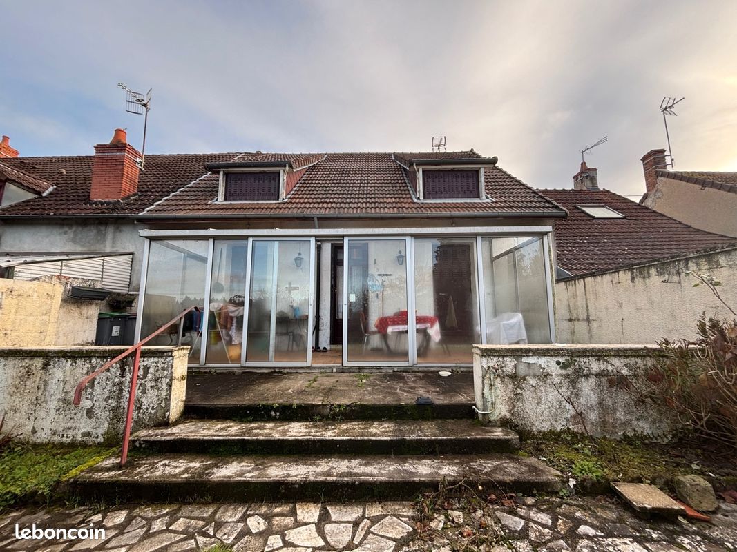 Maison 6 pièces 115 m² · à La Guerche-sur-l'Aubois · 115 m² · 59 900 €