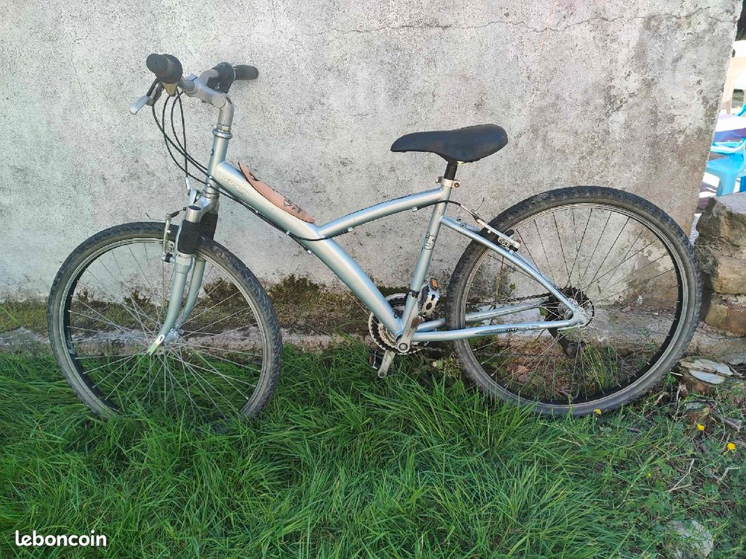 2 Vélos Enfant B'Twin 16 Pouces - Décathlon - Rose - Occasion - À Venir Chercher