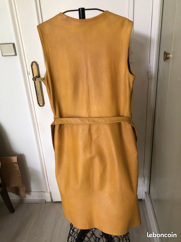 Robe (image 3)
