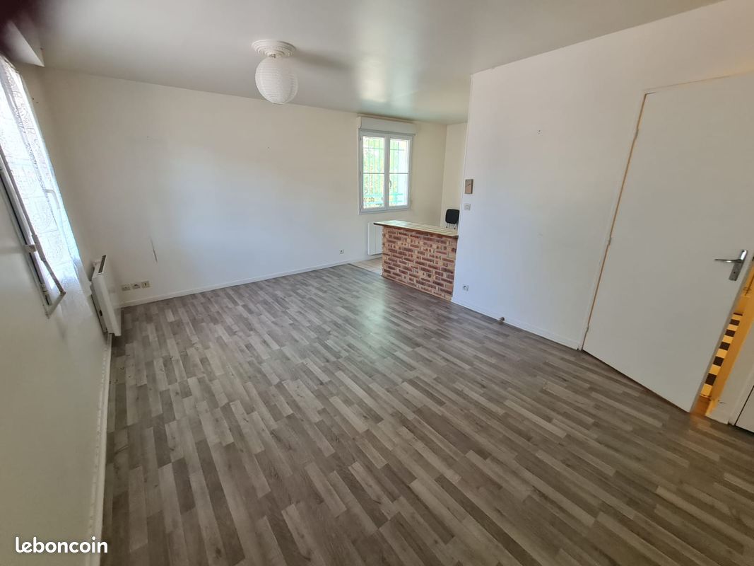 Appartement 1 pièce 33 m² · à Châlette-sur-Loing · 33 m² · 480 €