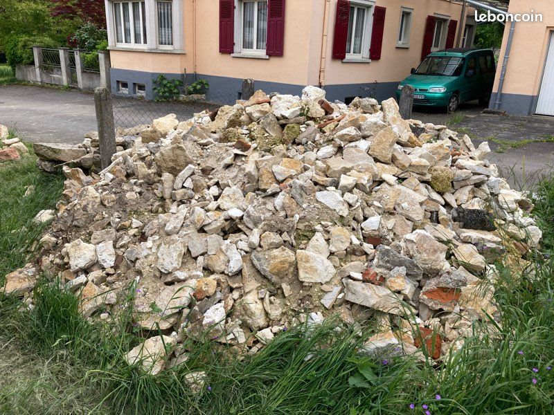 Donne gravats (image 1)