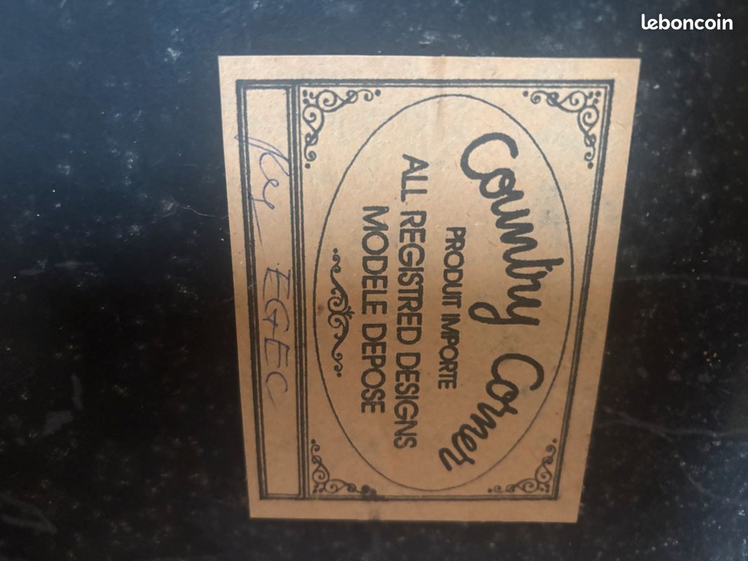 Tableau en relief-Country Corner-Modèle Déposé - Label Emmaüs