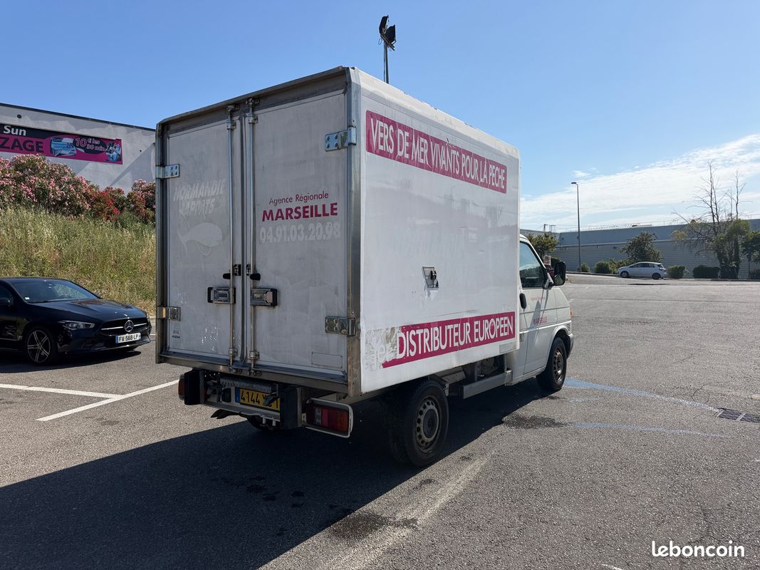 VOLKSWAGEN TRANSPORTER 2.5 TD 102 Frigorifique (image 3)