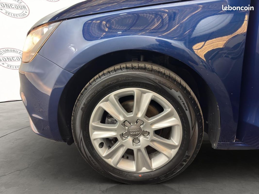 AUDI A1 1.6 TDi DPF - 90 - Start/Stop Ambiente (image 2)
