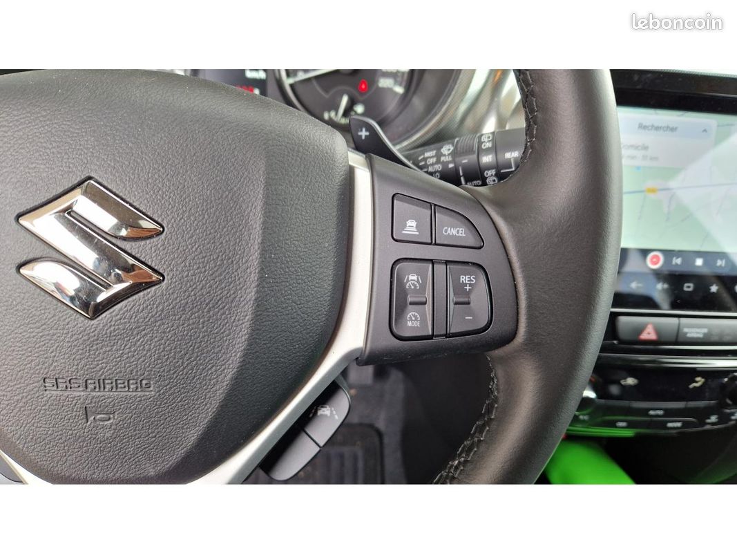 SUZUKI VITARA 1.4 Boosterjet + Hybrid SHVS - BVA 2015 Style PHASE 3 (image 43)
