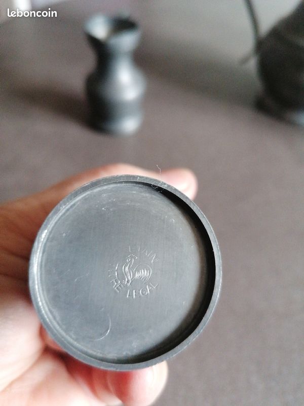 3 Pots en etain et une salière (image 4)