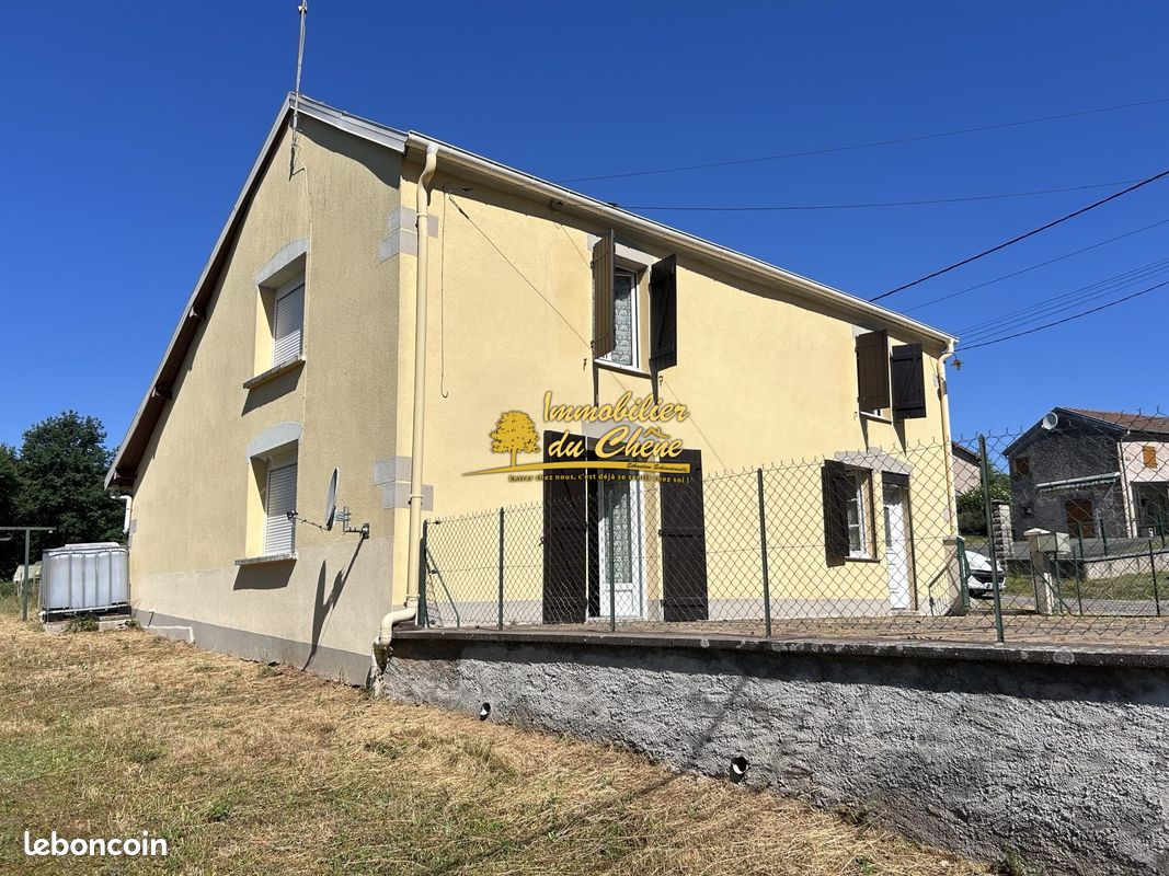 Maison 3 pièces 82 m² · à Fougerolles-Saint-Valbert · 82 m² · 93 000 €