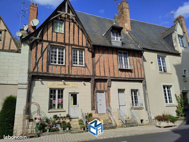 Immeuble 232 m² Luynes
