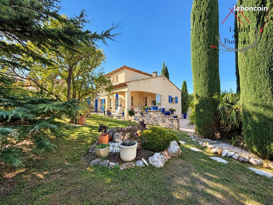 Maison 4 pièces 140 m² · à Saint-Saturnin-lès-Avignon · 140 m² · 499 000 €