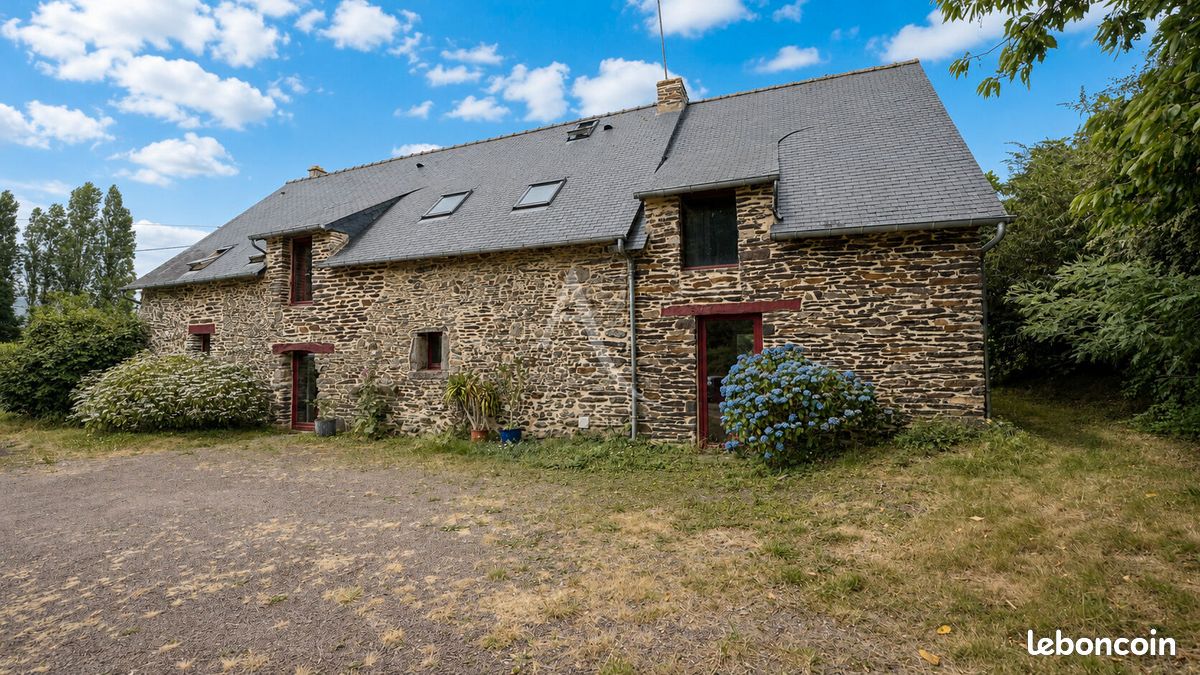 Maison 7 pièces 174 m² · à Campénéac · 174 m² · 349 000 €