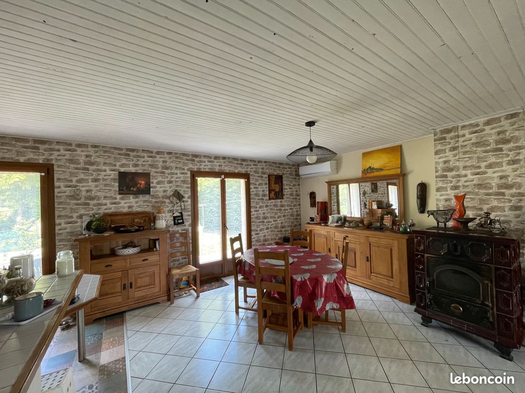 Maison 4 pièces 105 m² · à Delme · 105 m² · 233 000 €