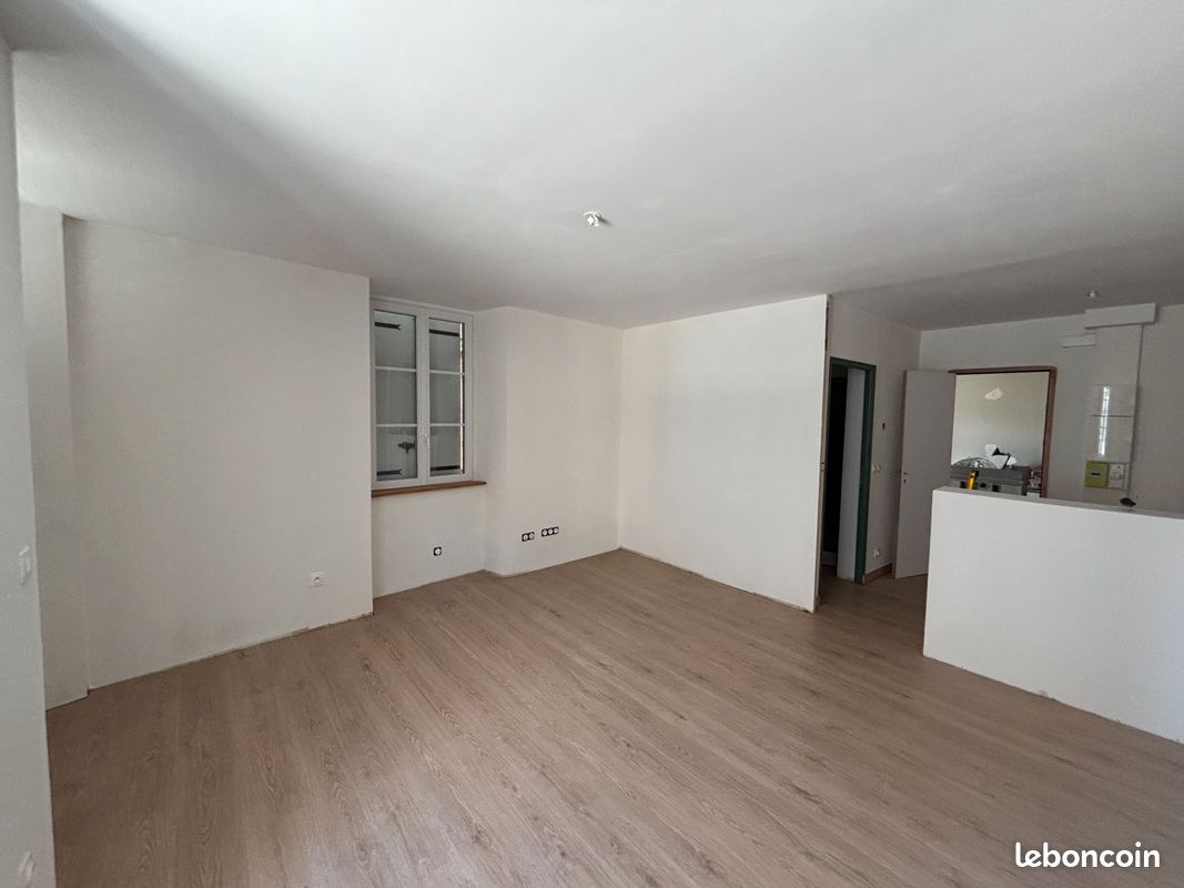 Appartement 1 pièce 30 m² · à La Souterraine · 30 m² · 390 €