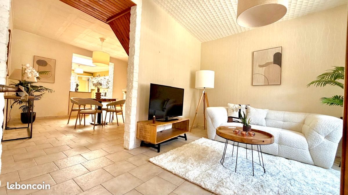Maison 5 pièces 102 m² · à Wambrechies · 102 m² · 224 000 €
