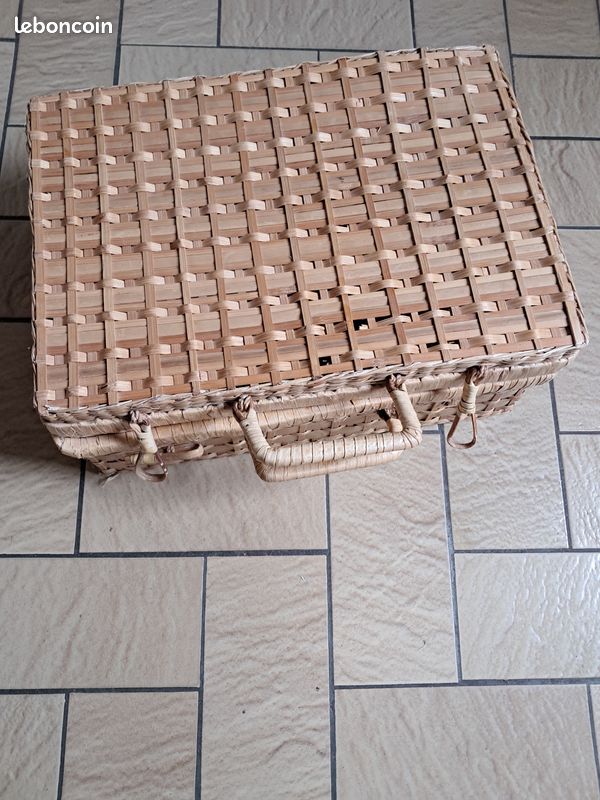 Boite de rangement en TBE (image 1)