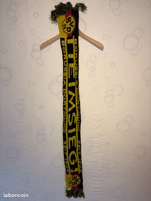 Écharpe Borussia Dortmund – Supporters – Occasion